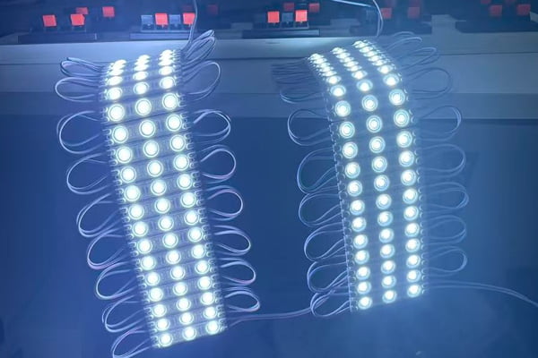 cool white LED light strips for advertising